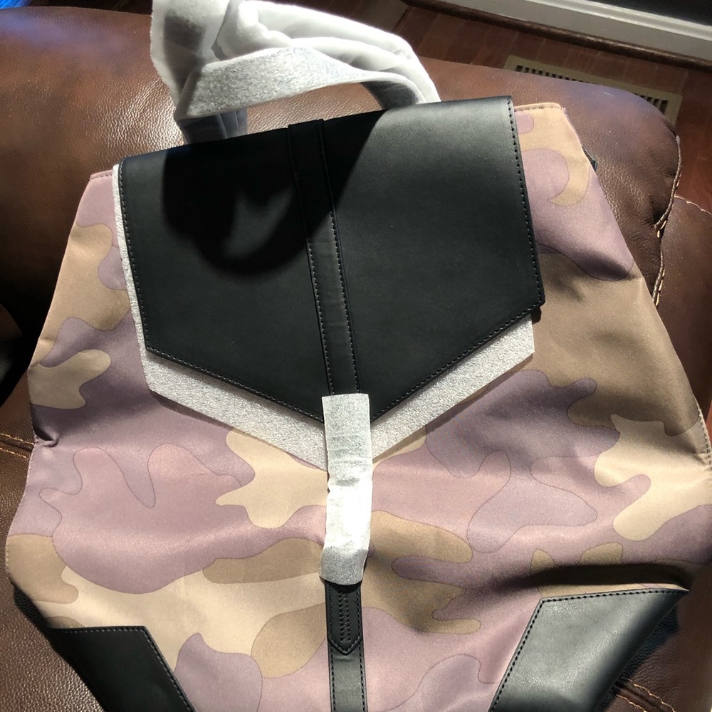 Stella & Dot Ava Backpack